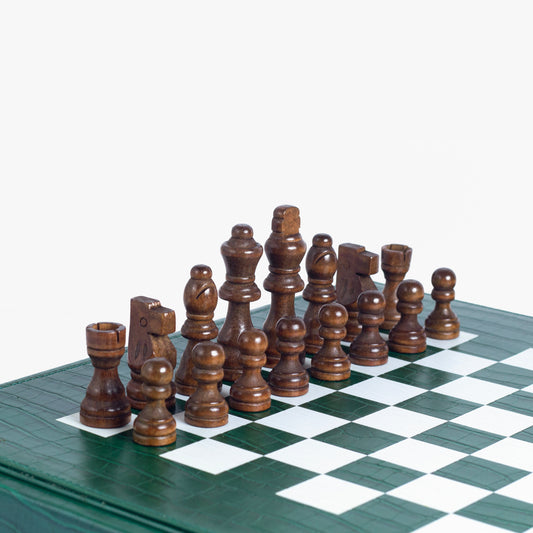 Forest Green Alligator Chess Set - VIDO USA