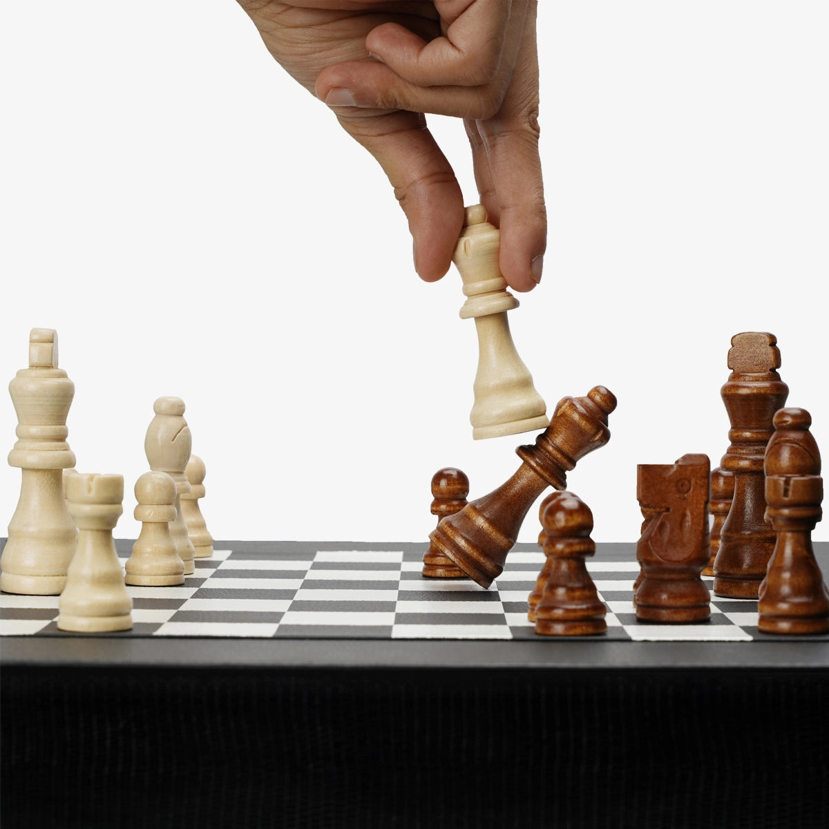 Jet Black Lizard Chess Set - VIDO USA